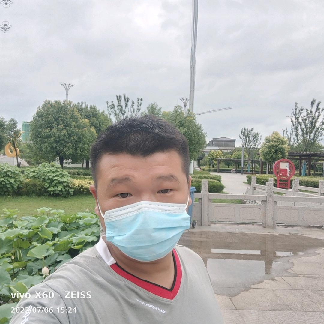 农村小伙去奋斗