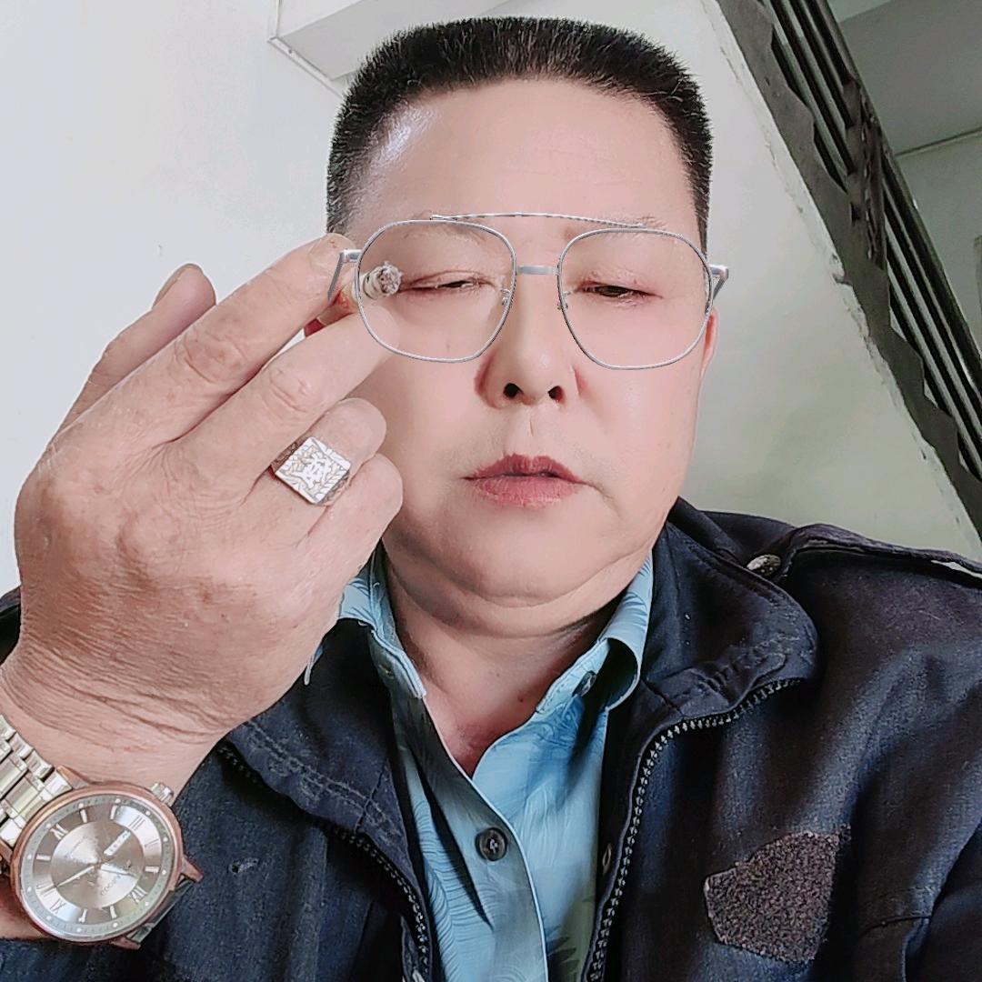 龙盛石材，黑哥