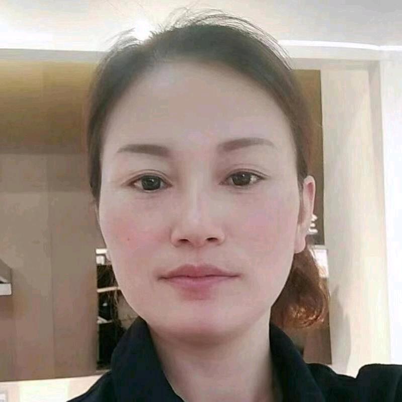 小张学跳舞