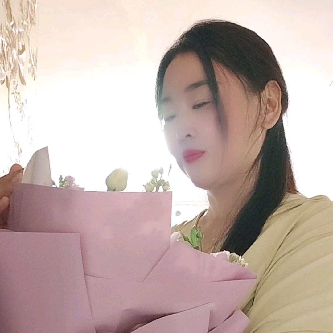 里红的橱窗