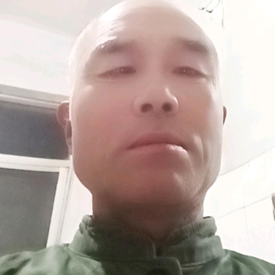 三个宝贝的爷爷邹振田