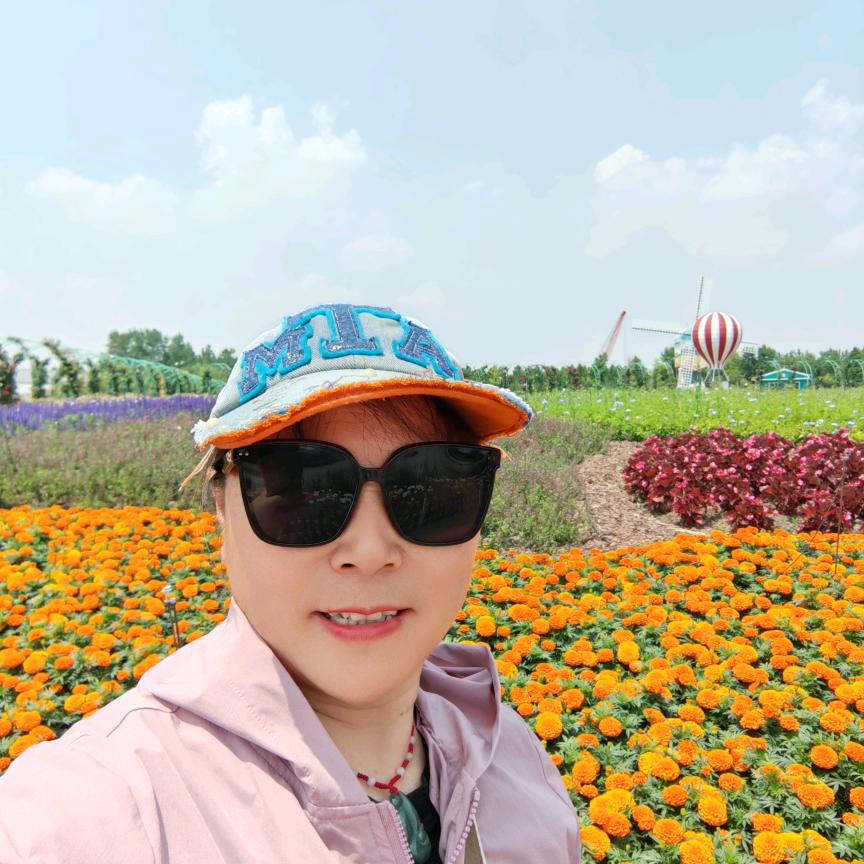 小凤子（李霞）