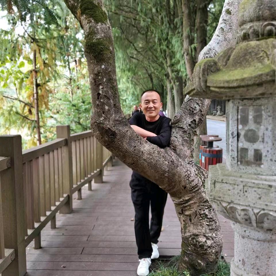 摄氏十八度🥰