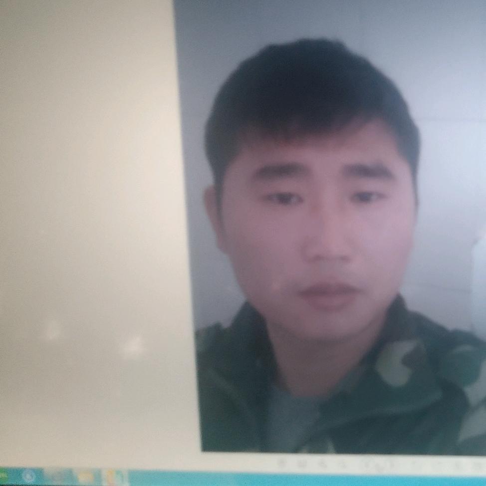 憋着尿开铲车钓矿离世群伟贰零叁贰拾拾