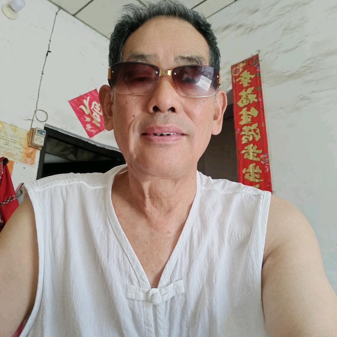 我是老胡