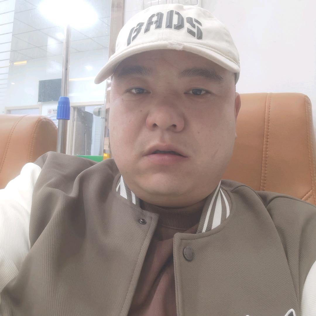 省伟