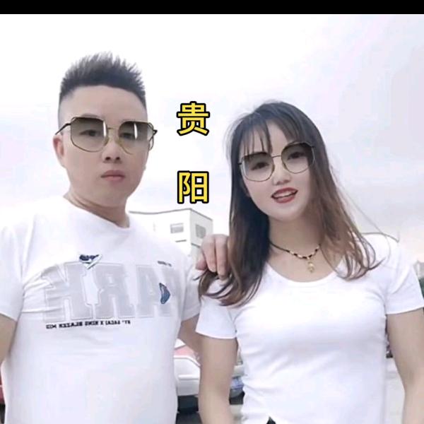 登哥琼峨二手车（小号）
