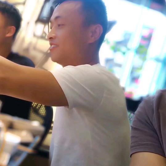 打爆你的脑阔