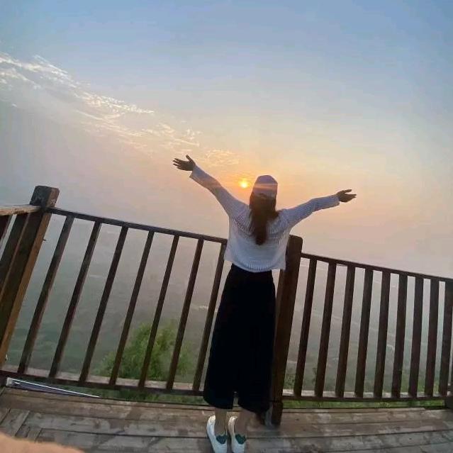 唐县做眉毛的露露