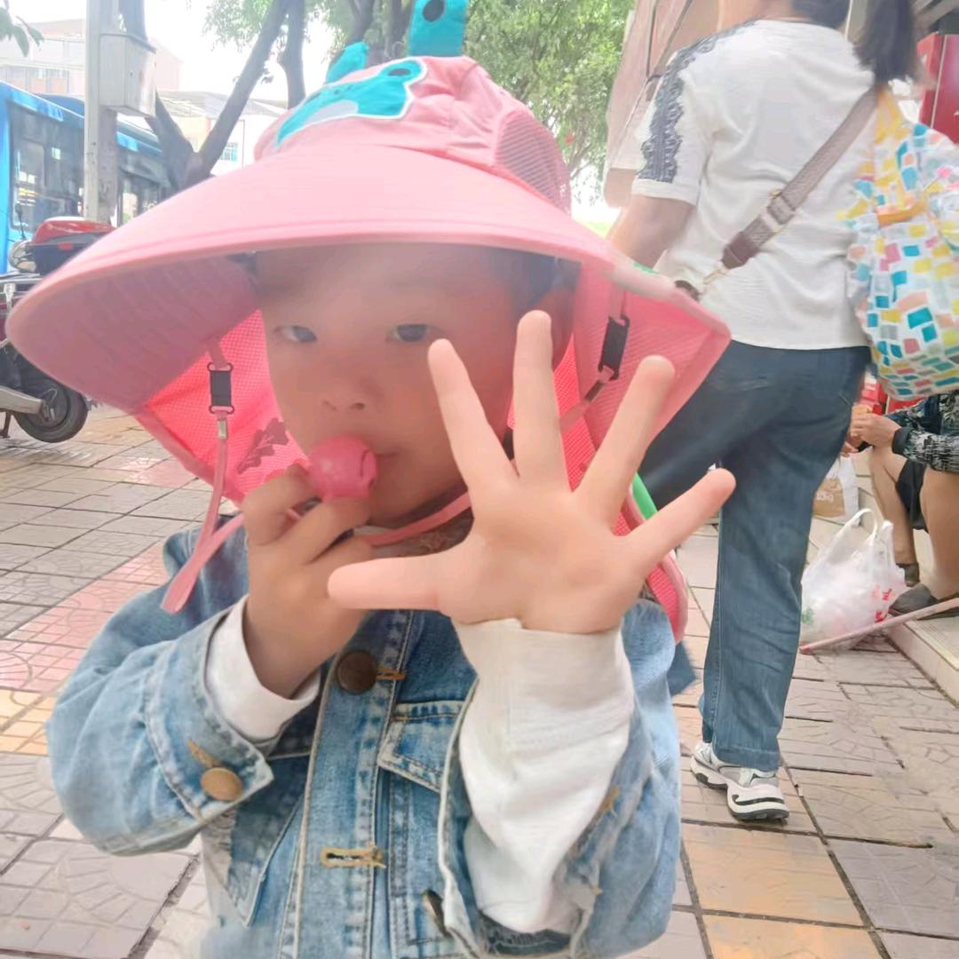 🦋ℒᎭℯ⃝周丫頭ℒᎭ࿐