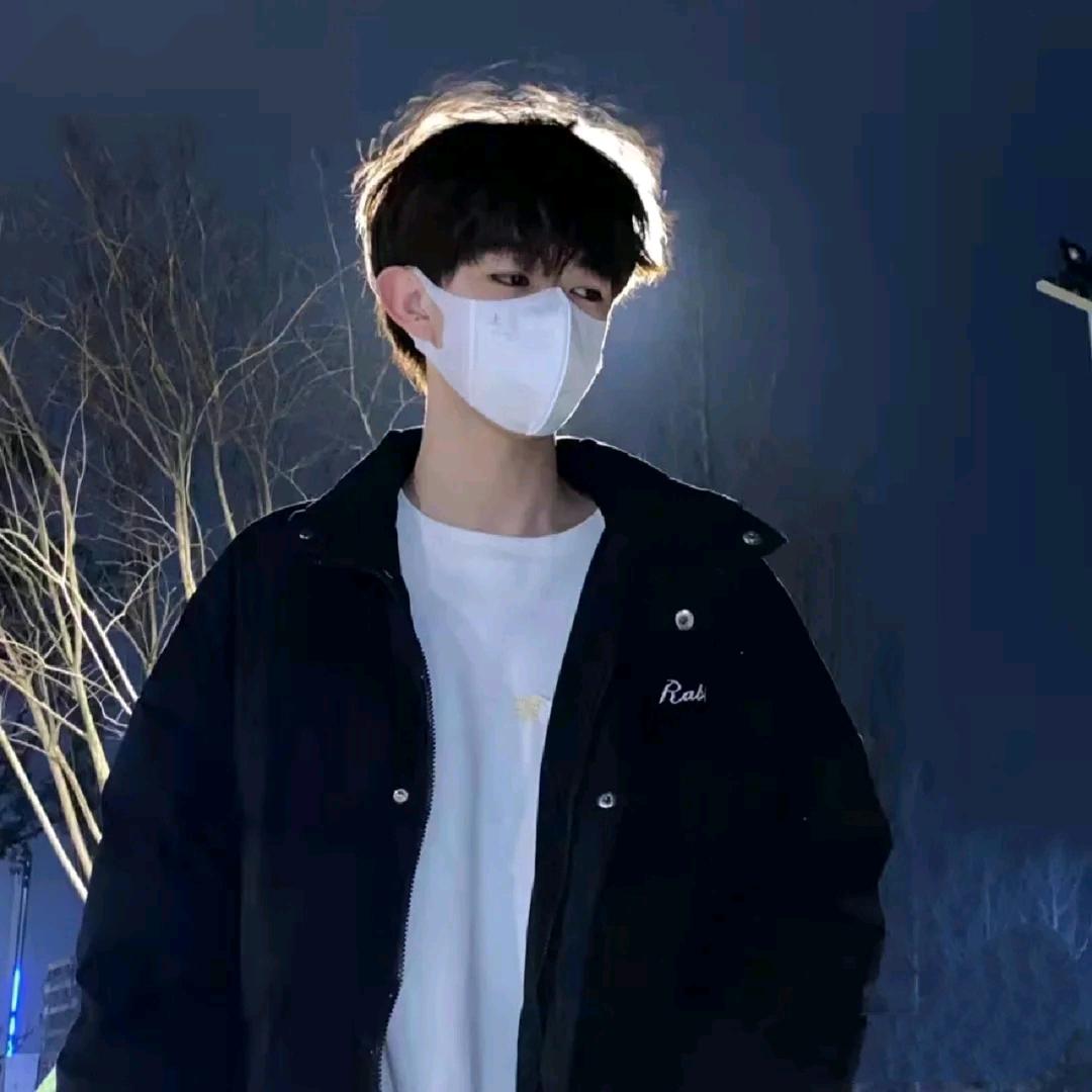 李橙予
