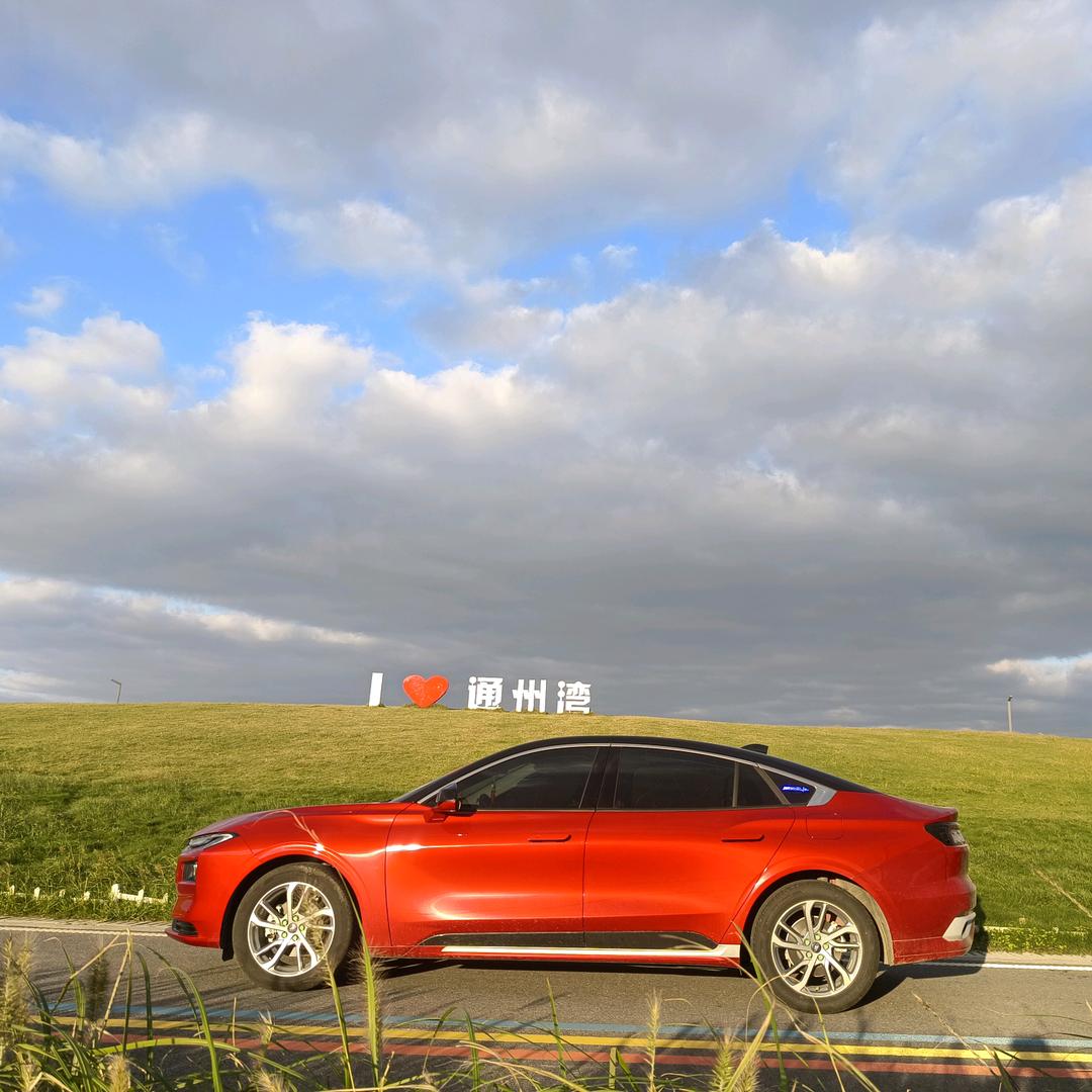 开蒙迪欧的小姐姐