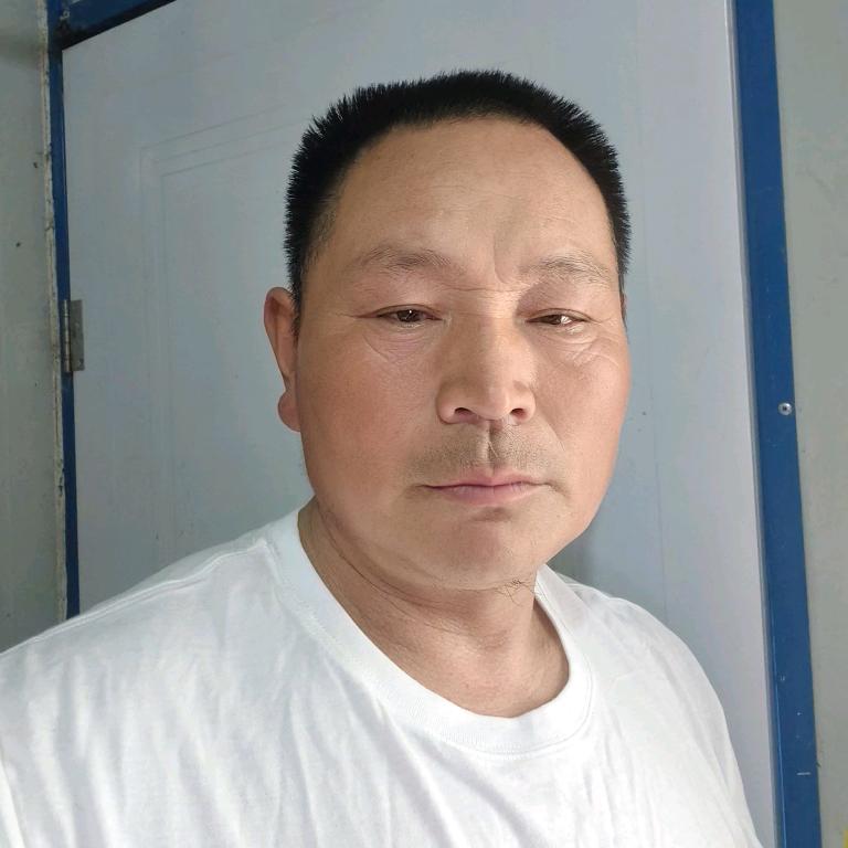 李哥12点10分开播
