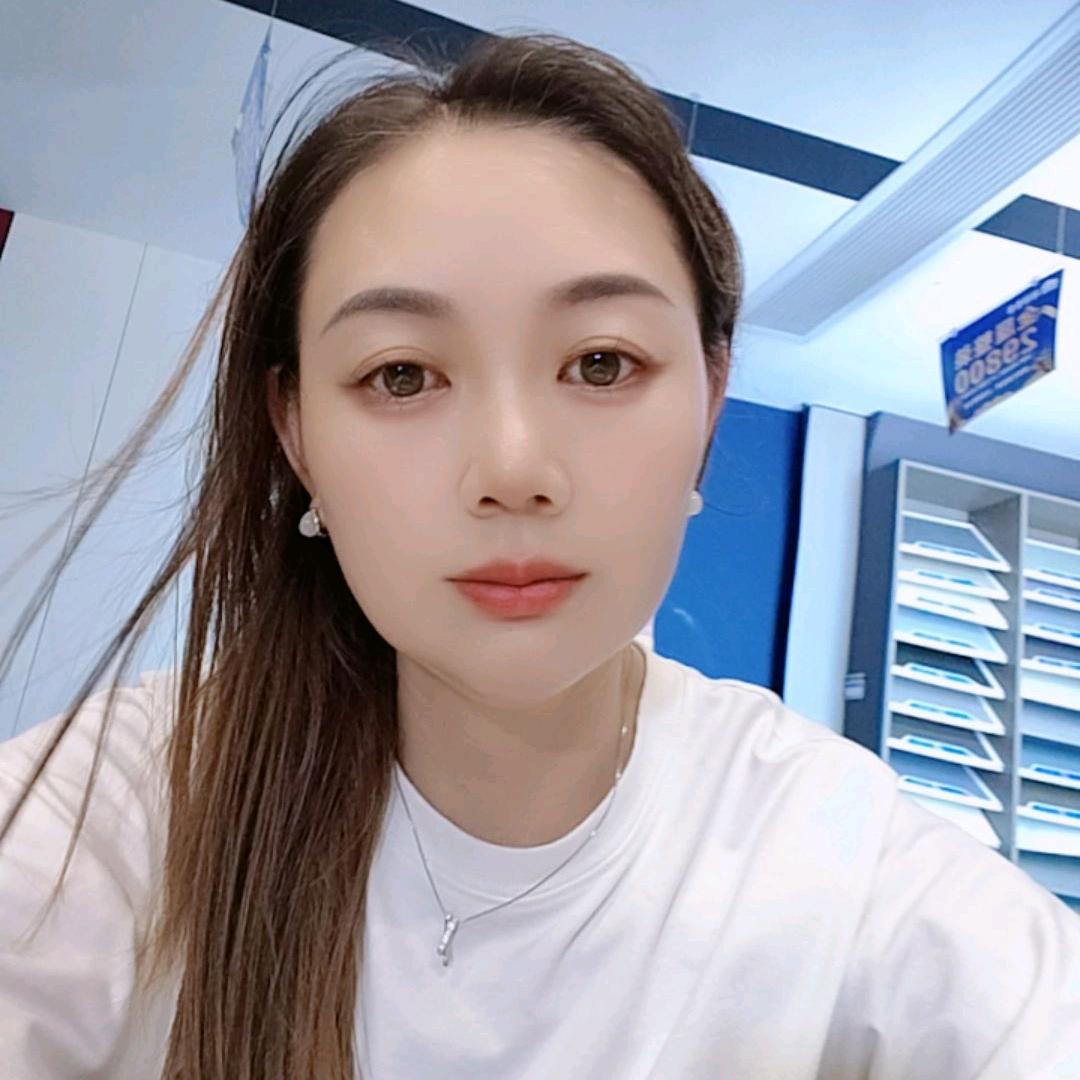 在新田做装修的李湘