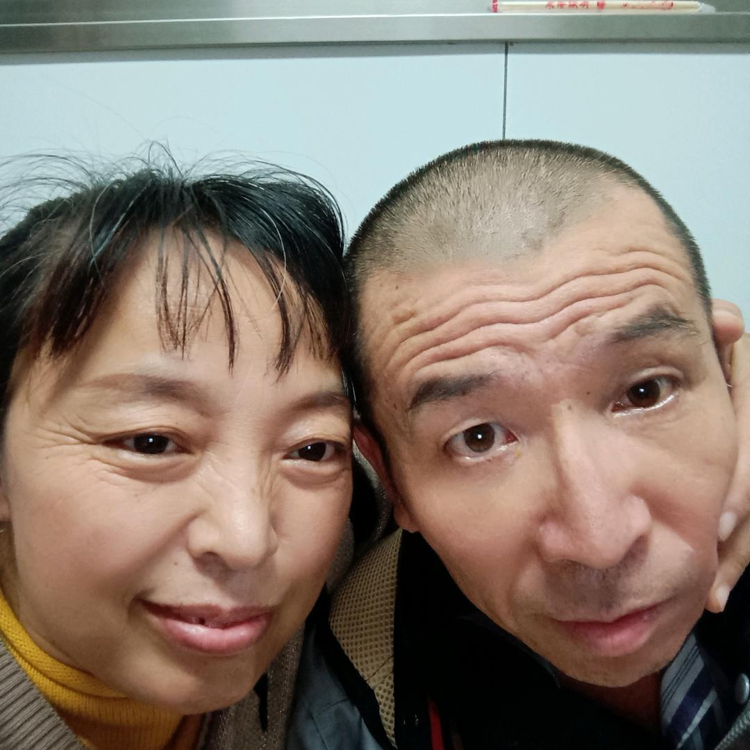 不离不弃一家人