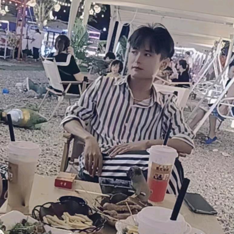 小王不吃香菜～