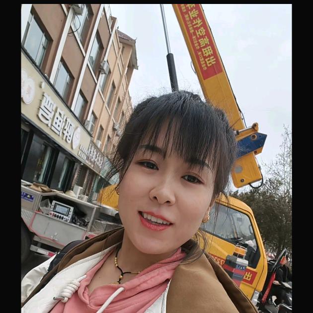 高高高空作业车高高小吃