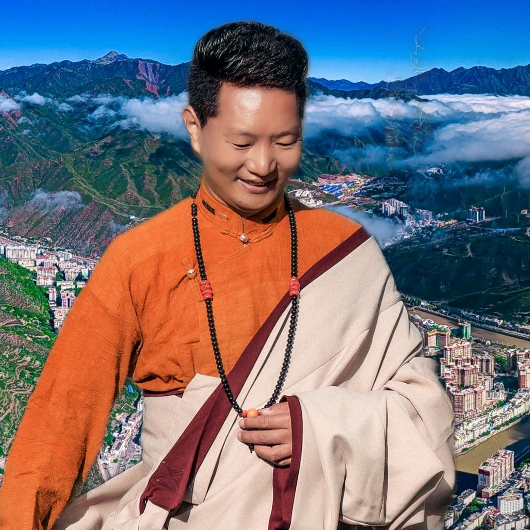 མཁར་རོ།歌手昂顿珠