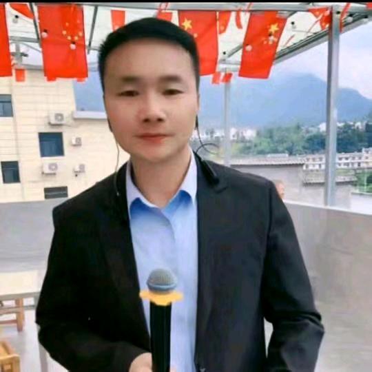 十一哥(尊师龙二哥2287)