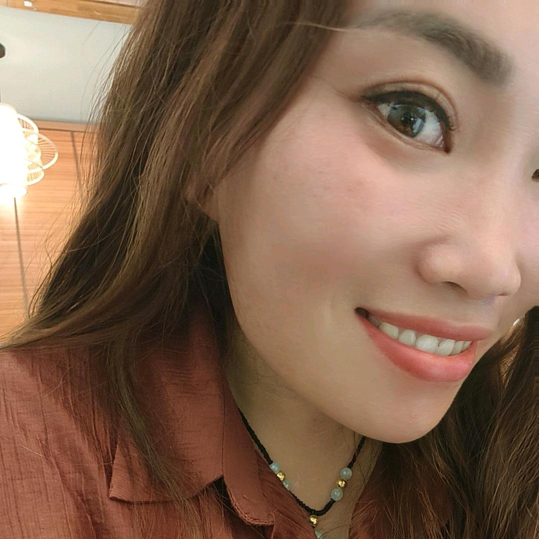 英子