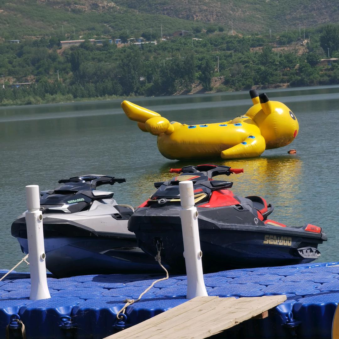 洪崖山民宿+水上乐园