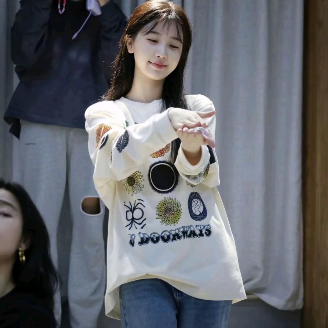 顾宛辞辞辞辞（西南大学在读版）