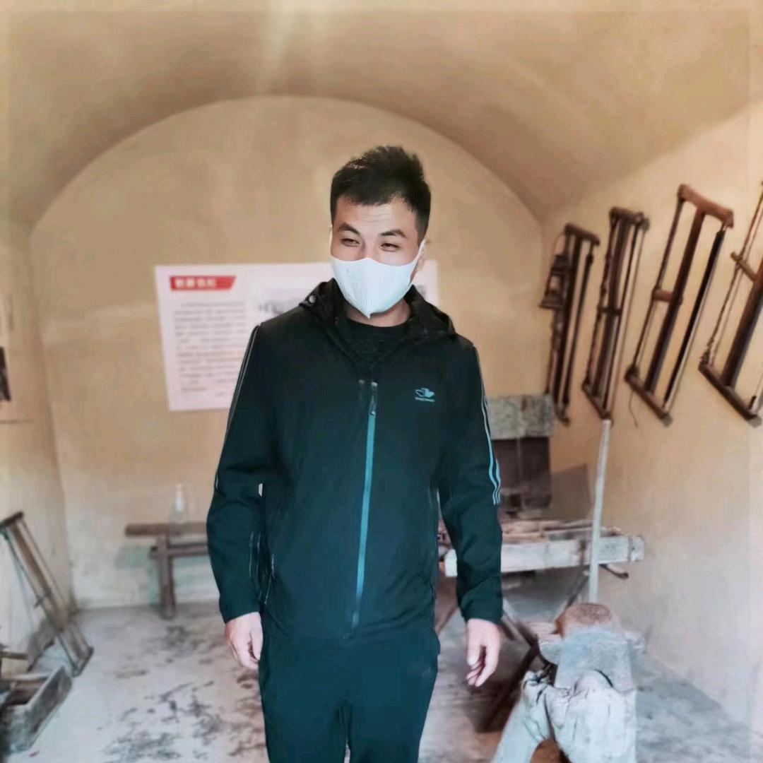 秦先生