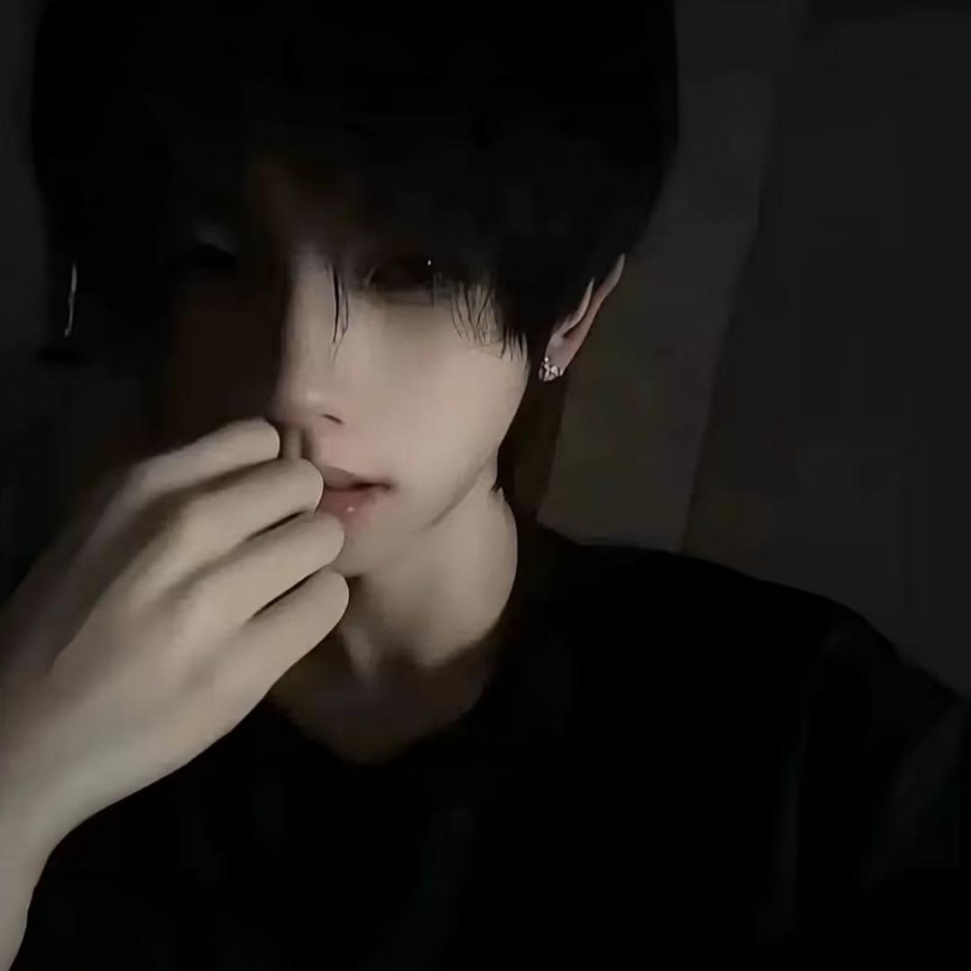 阿墨.