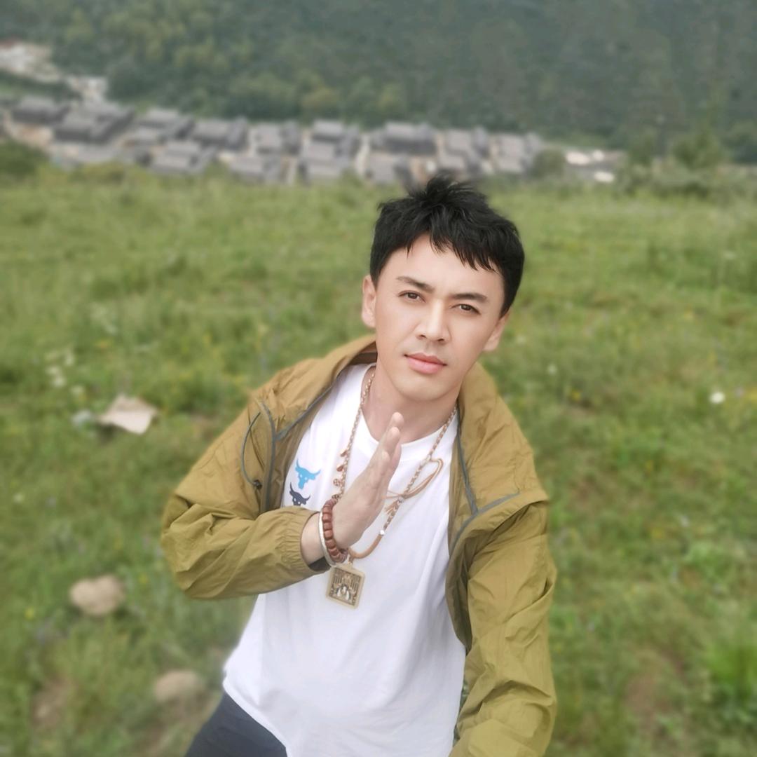 善良的小伙