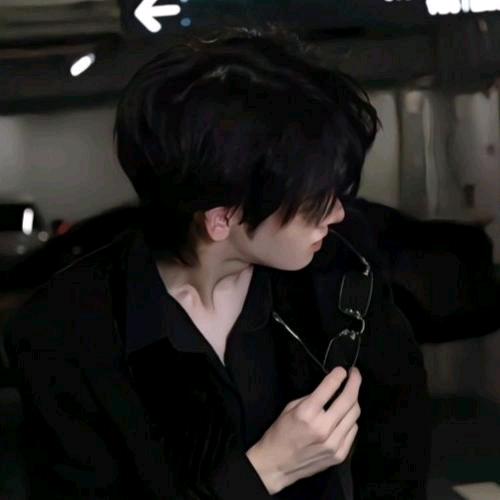 余生𝑷𝒂𝒌𝒉𝒐