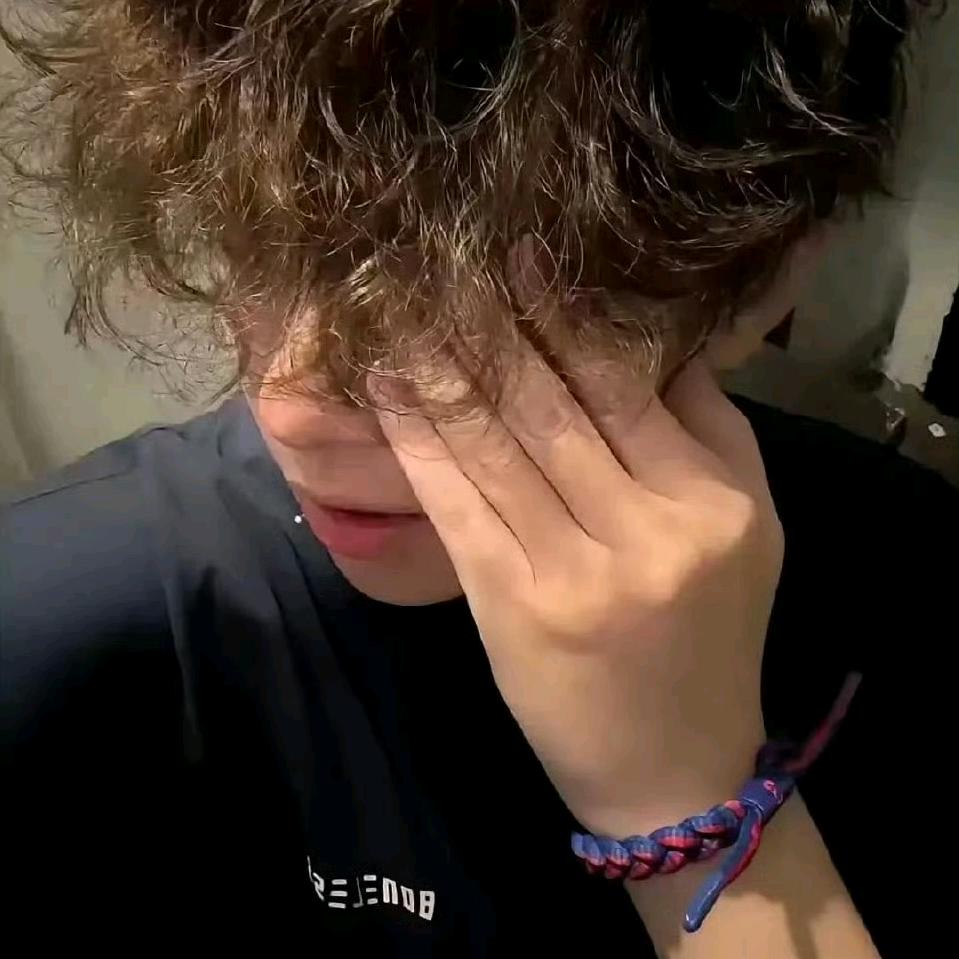 幸福我只字不提