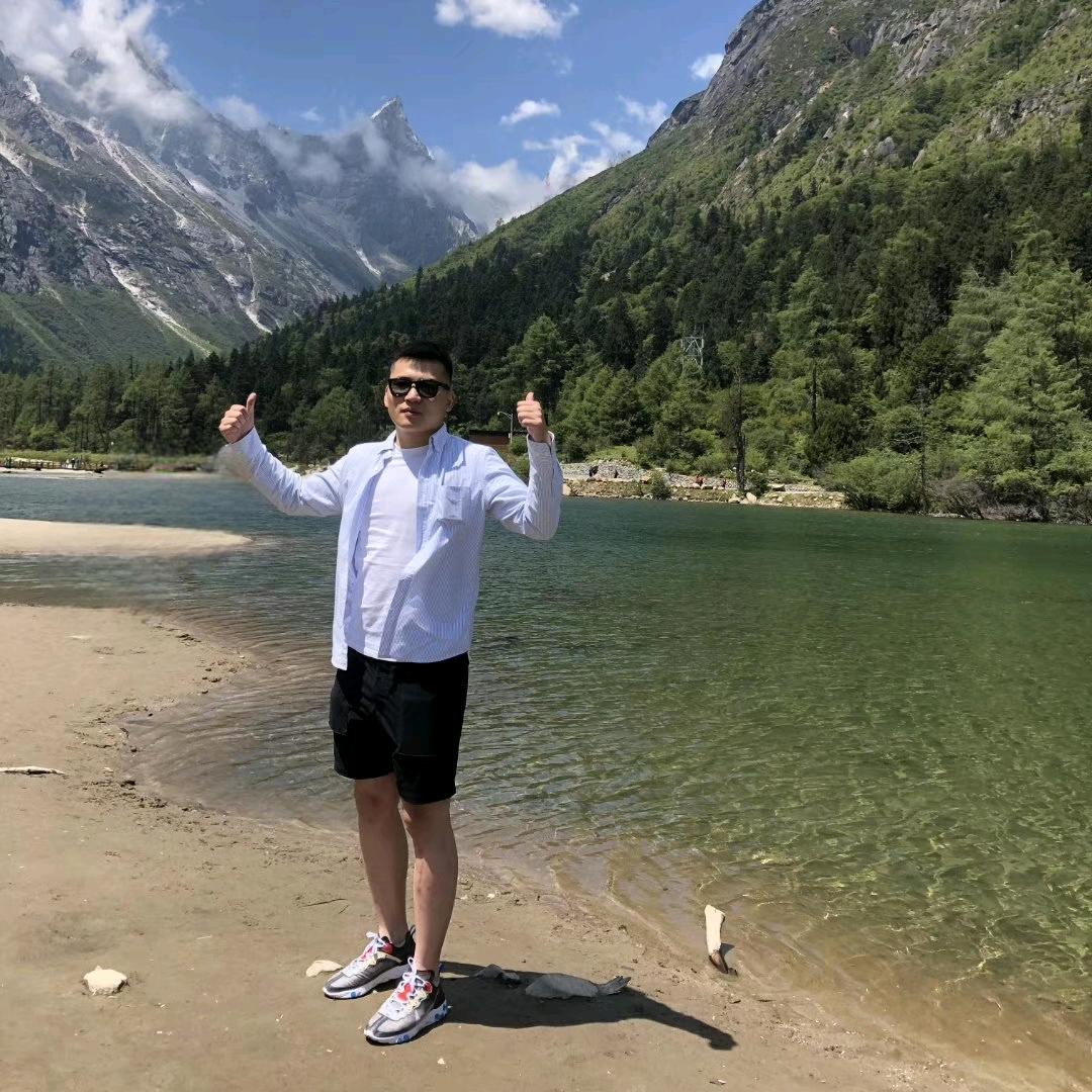 张家界装修界的周潤發。