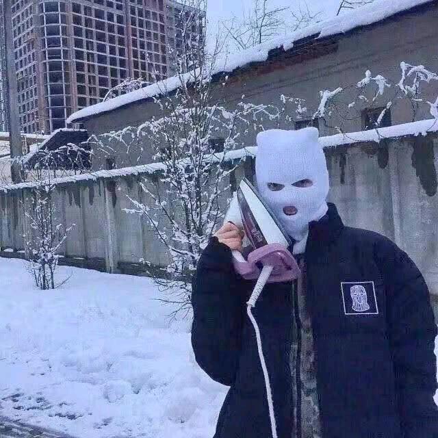 杨杨想撞南墙