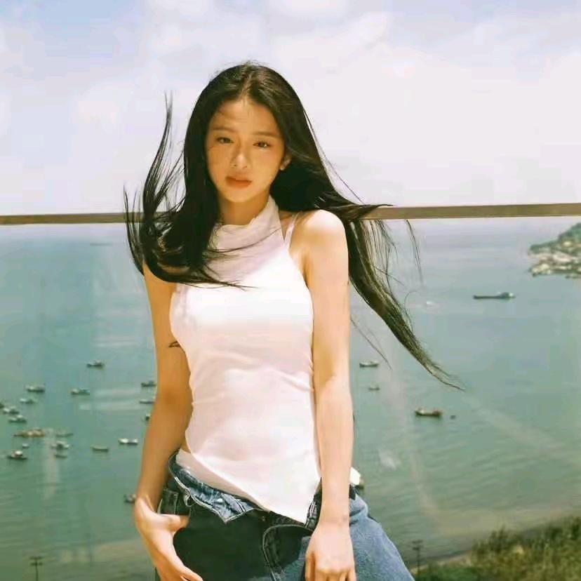 不知名女网红