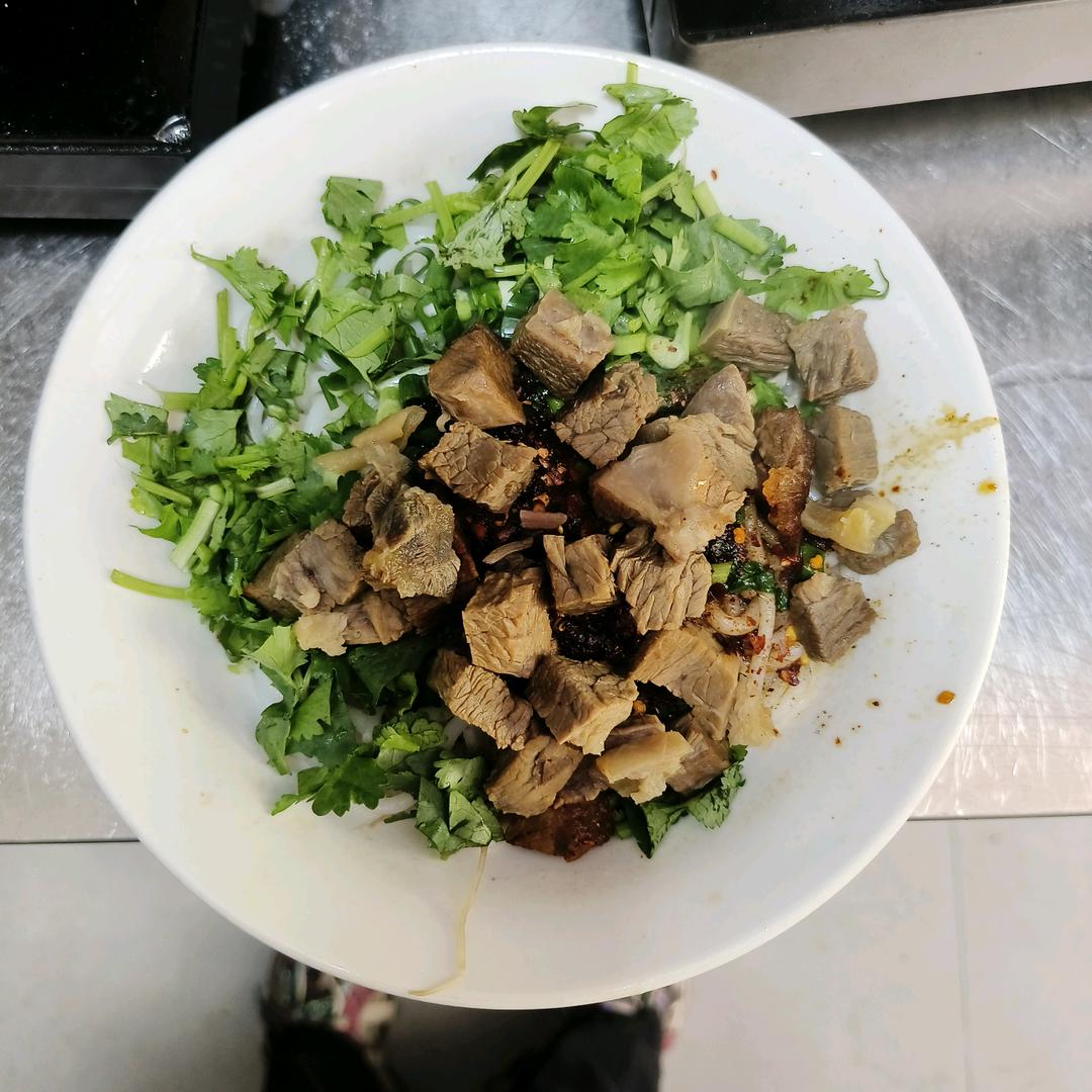 八街牛肉粉三分店