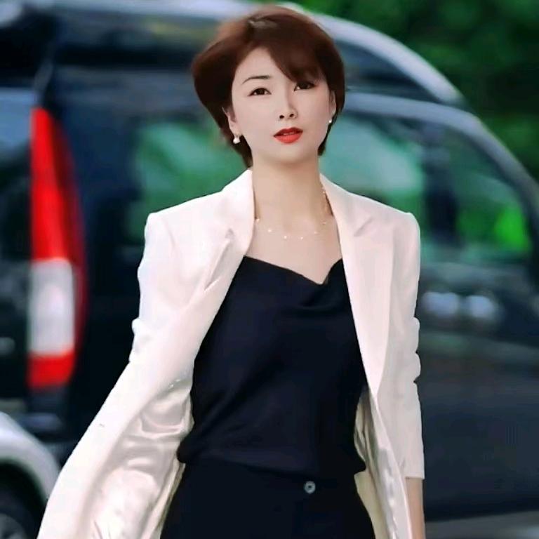 米乐姐🌹🍎