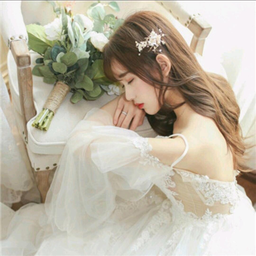 水中月🌙