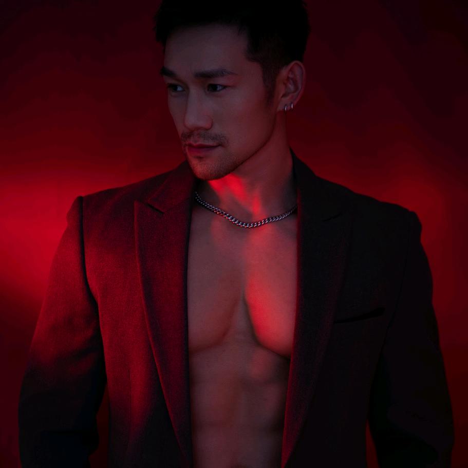 腹肌哥哥蒙奇