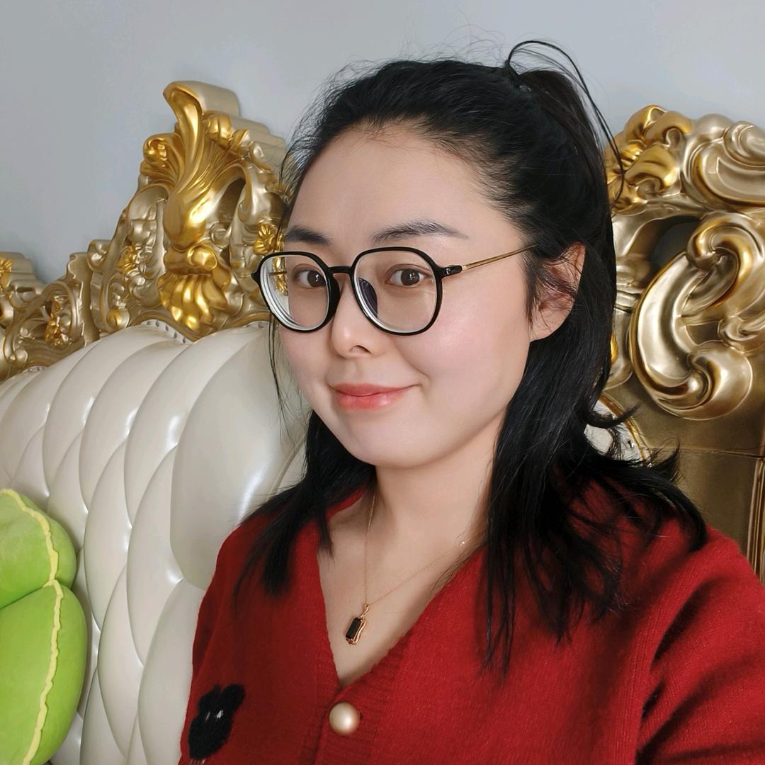 何荷(处于低谷期的觉醒)