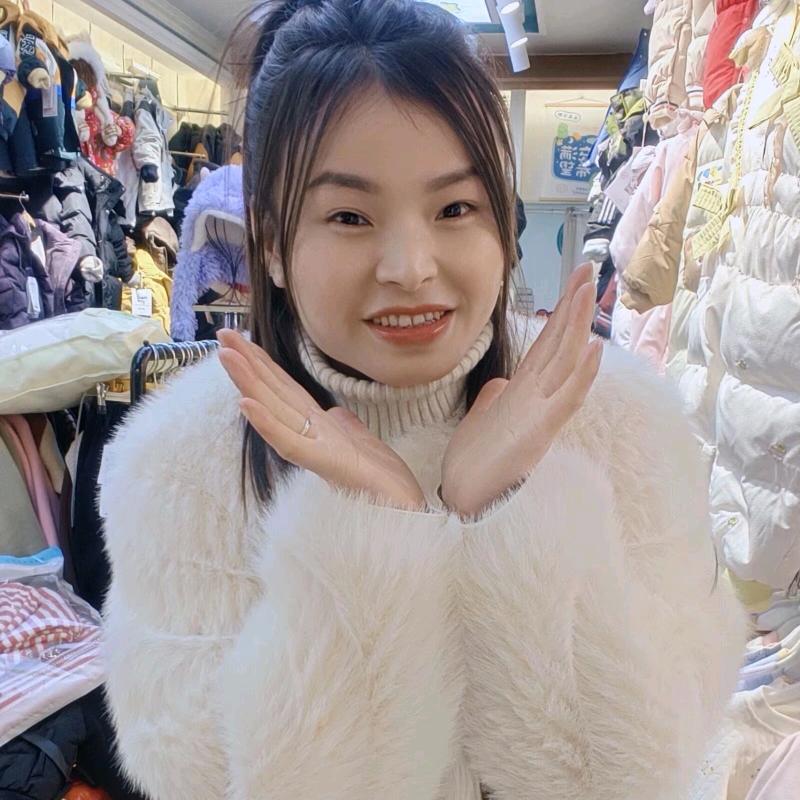 金城七彩童坊梅姐