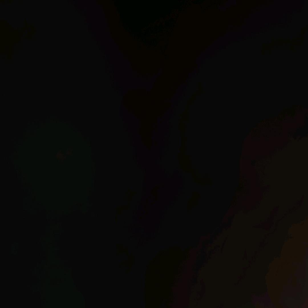 默