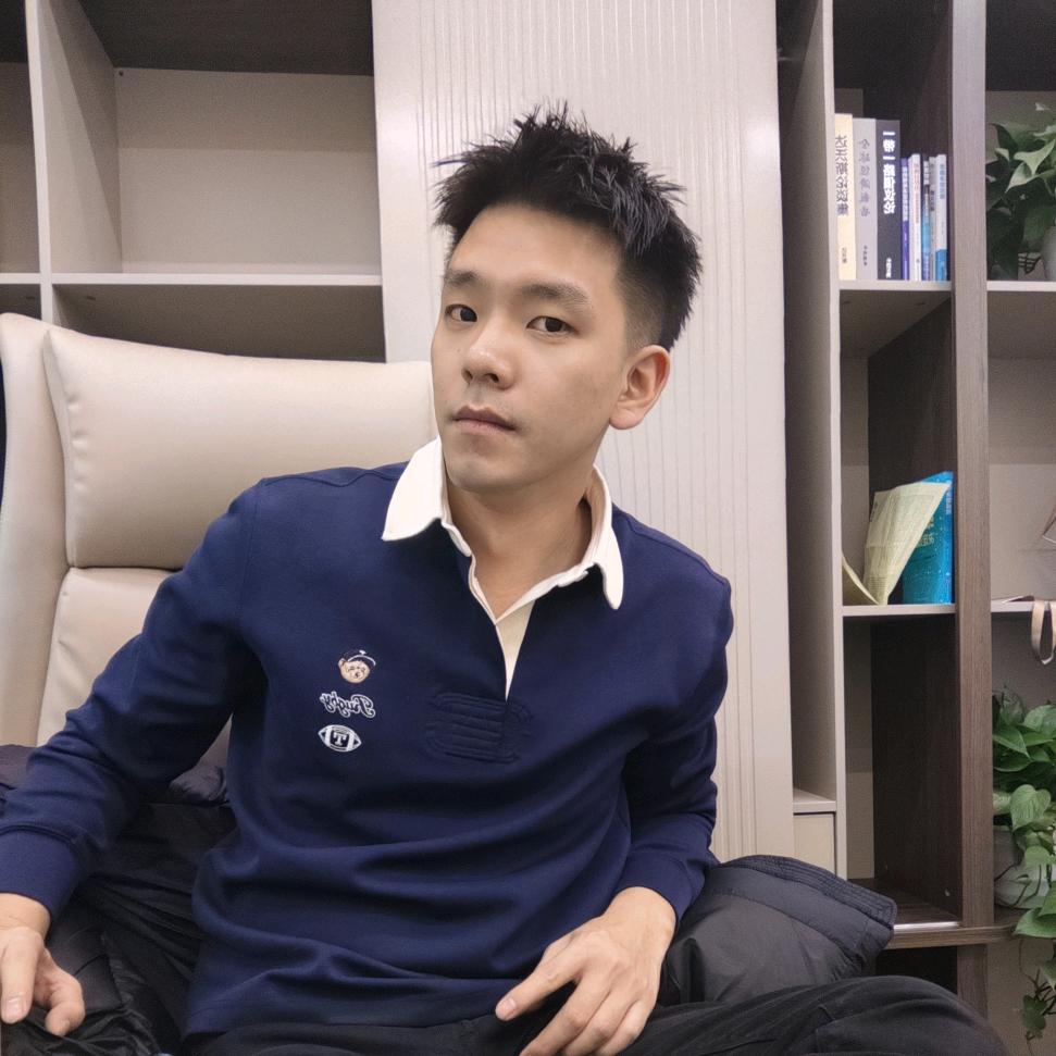 意融 . 汪欣