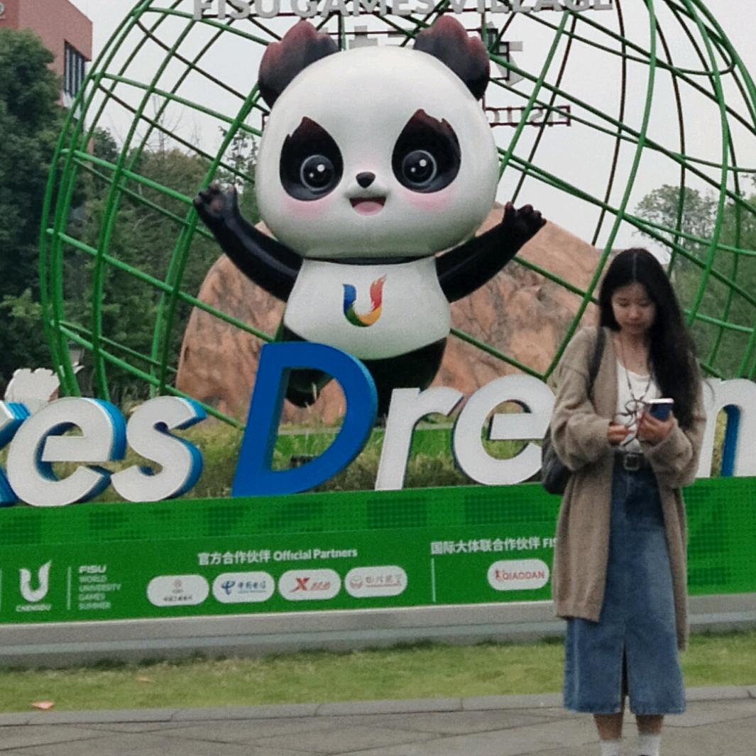 爱喝绿茶的小公举