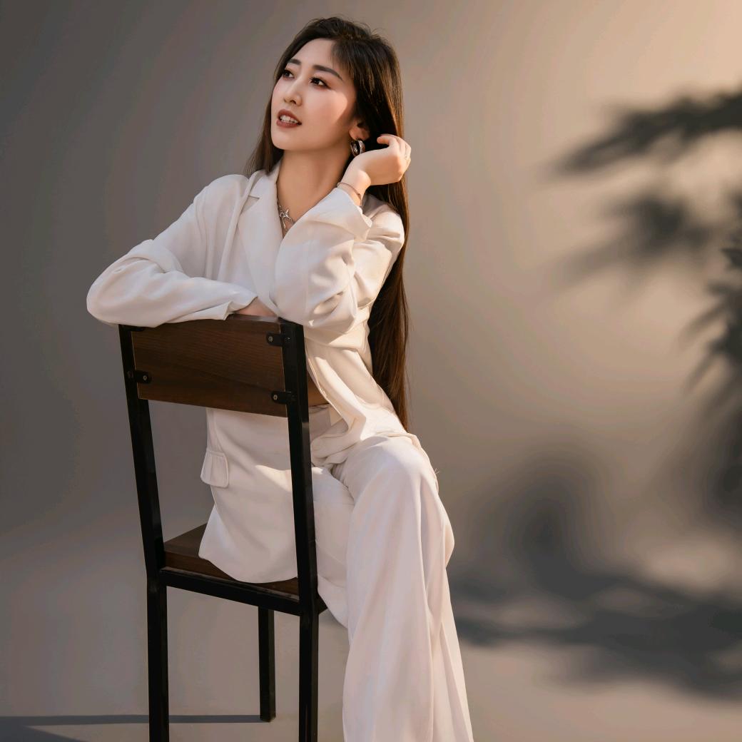 编歌红儿