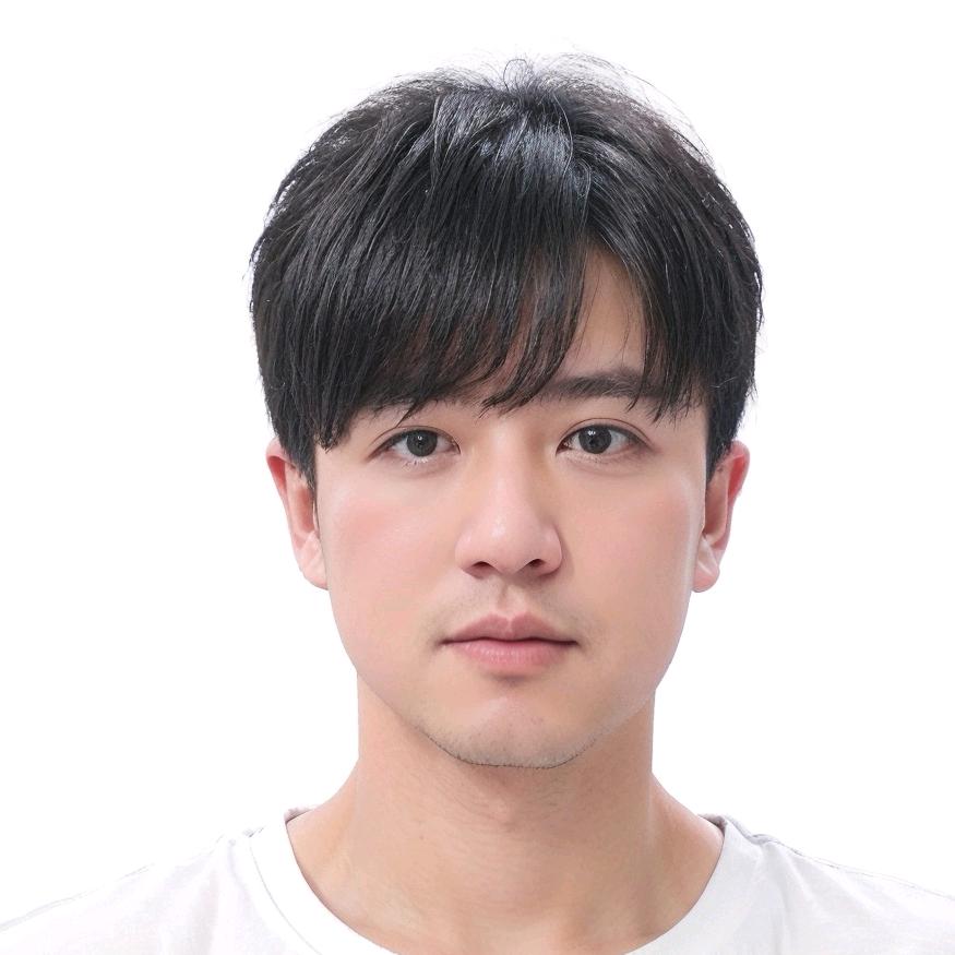 美发顾问兼纹身师