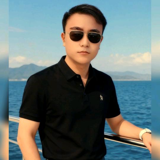 揽月🎙️🎙️