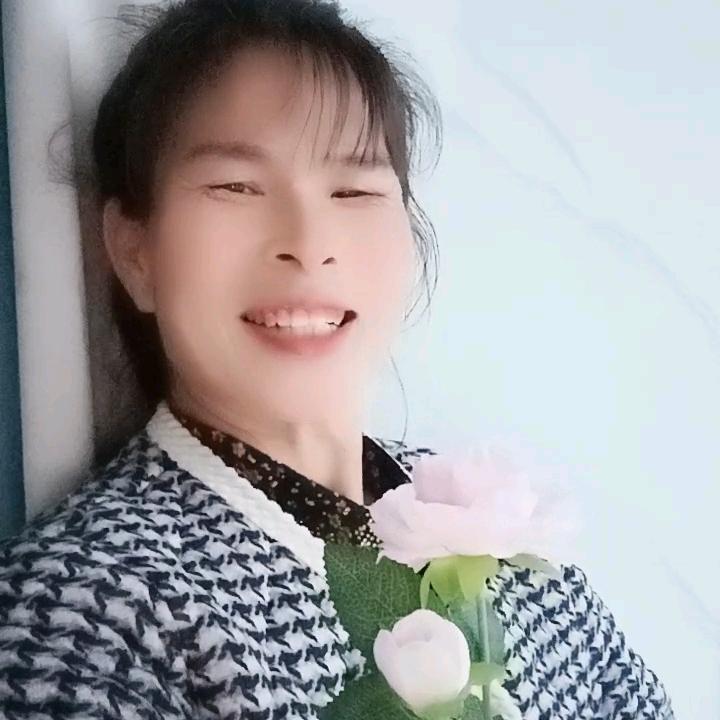 张国芬