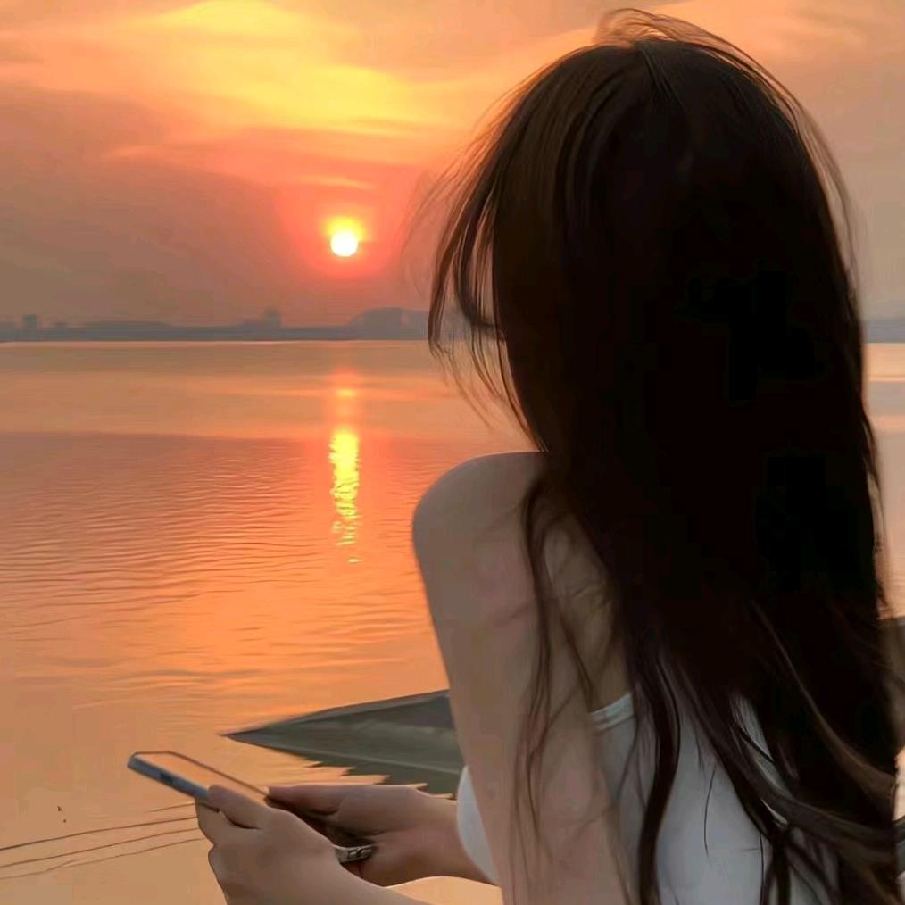 官沁靓丝