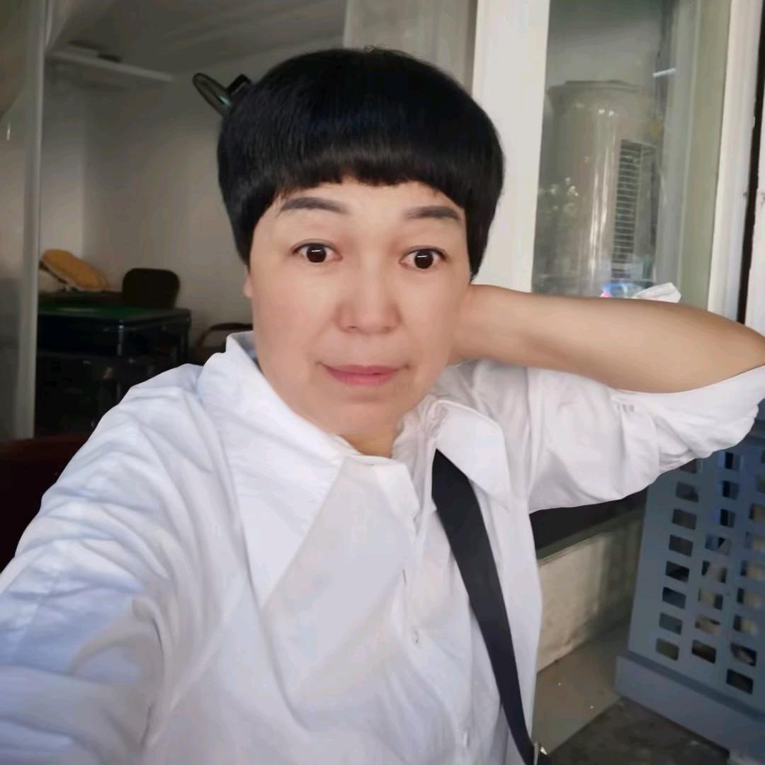 黄维琼