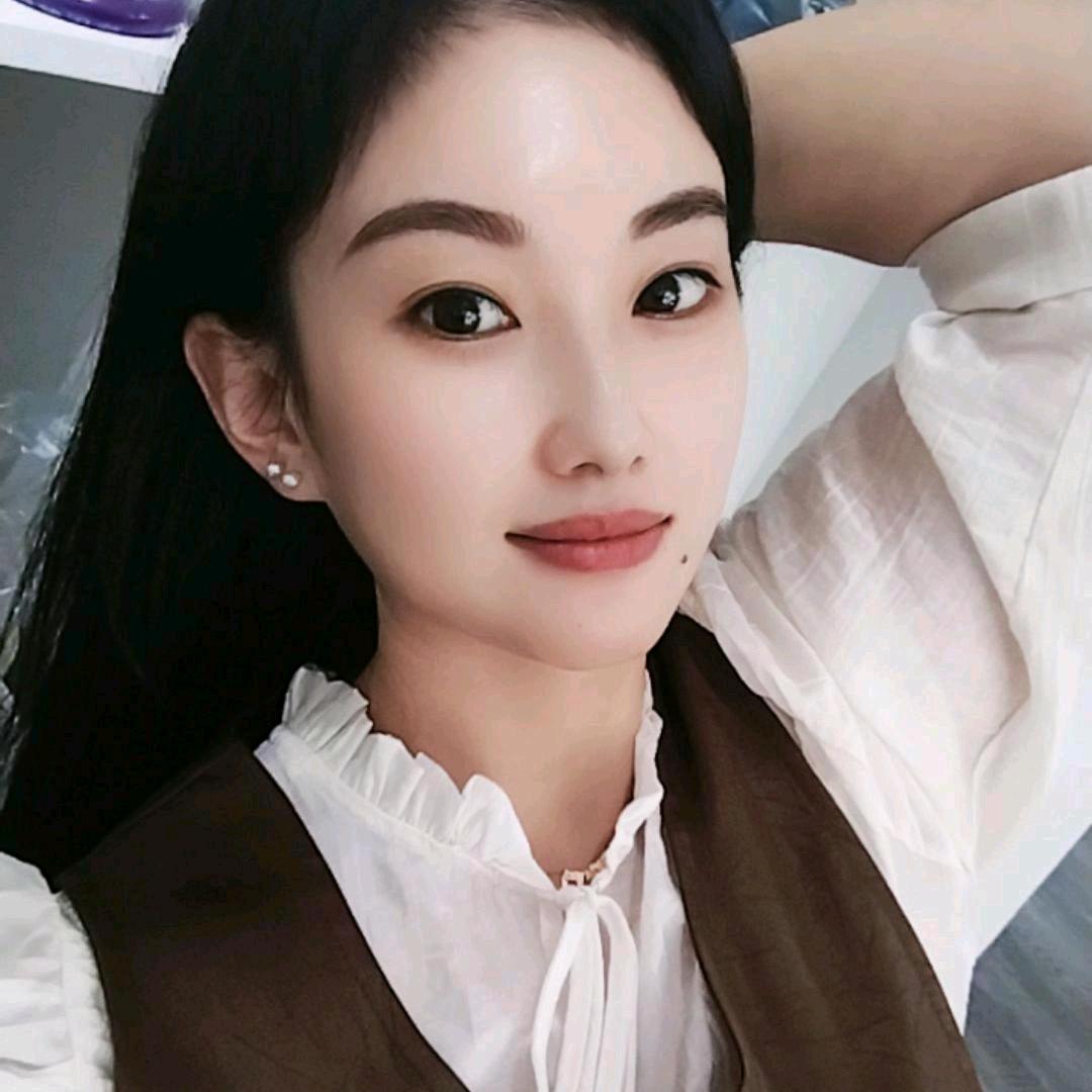 💃🏼悦  已  女  装 💃🏼